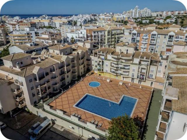 Apartamento alugar em Urbanização Solário da Praia, Armação De Pêra