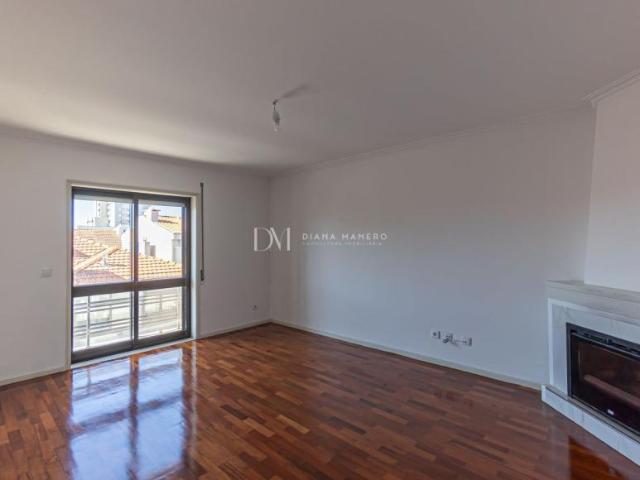 Apartamento alugar em Espinho