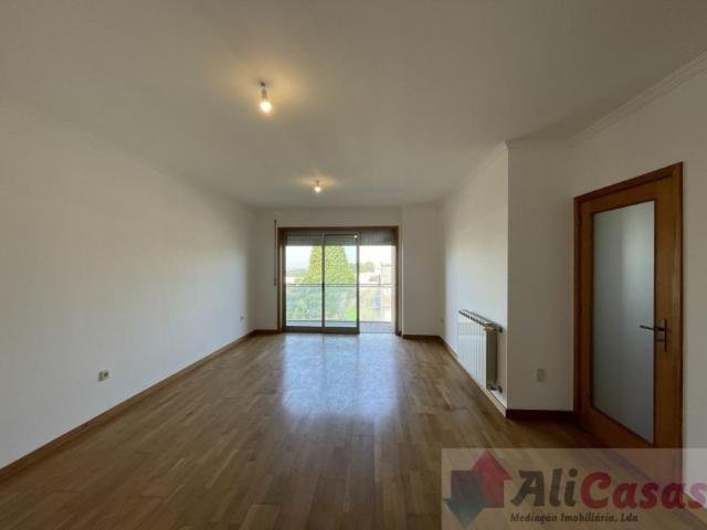 Apartamento venda em Santa Maria Da Feira, Aveiro