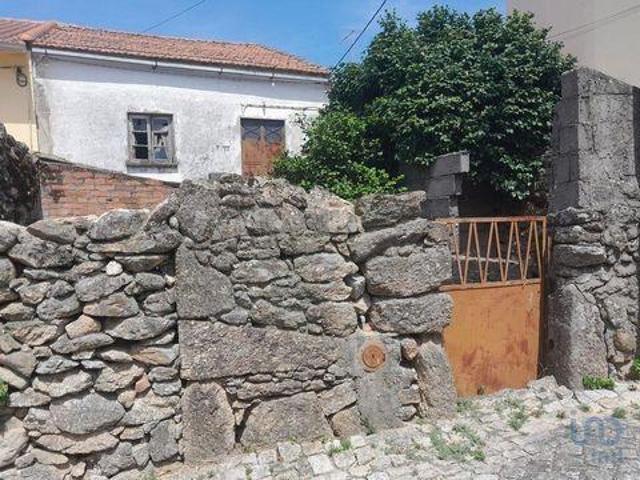 Casa venda em Castelo Branco, Caria