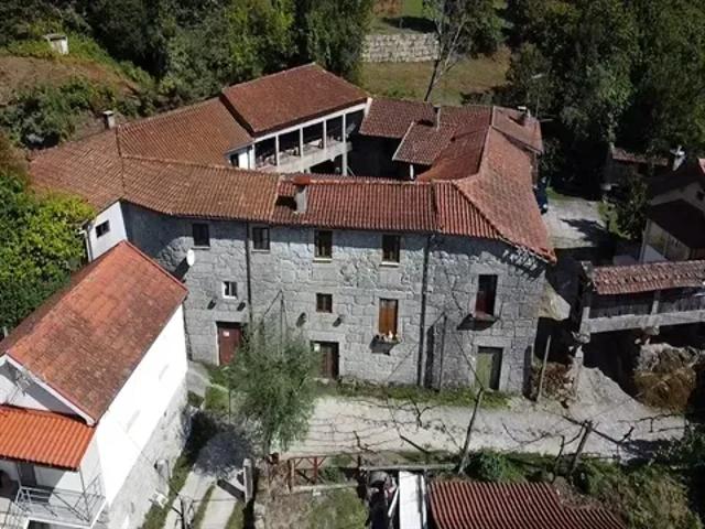 Casa venda em Parada Do Bouro, Braga