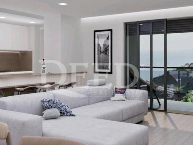 Apartamento venda em Câmara De Lobos, Ilha Da Madeira