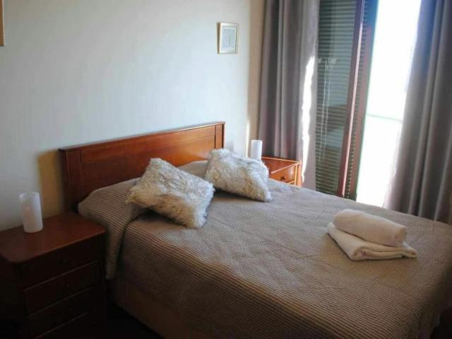 Apartamento alugar em Garajau, Santa Cruz