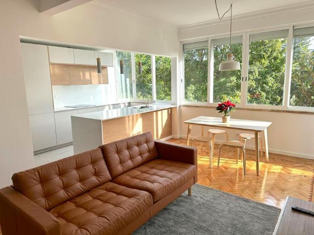 Apartamento alugar em Junqueiro, Cascais