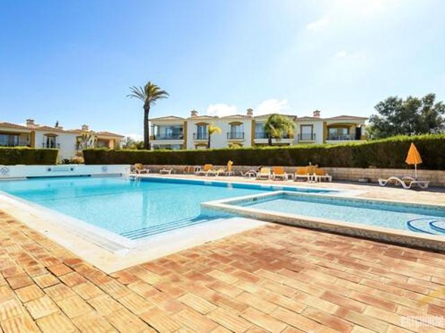 Apartamento venda em Estômbar, Faro