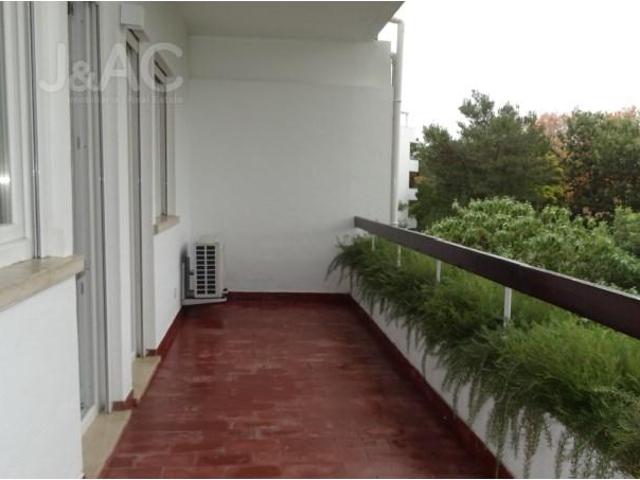 Apartamento alugar em Bairro do Rosário, Cascais