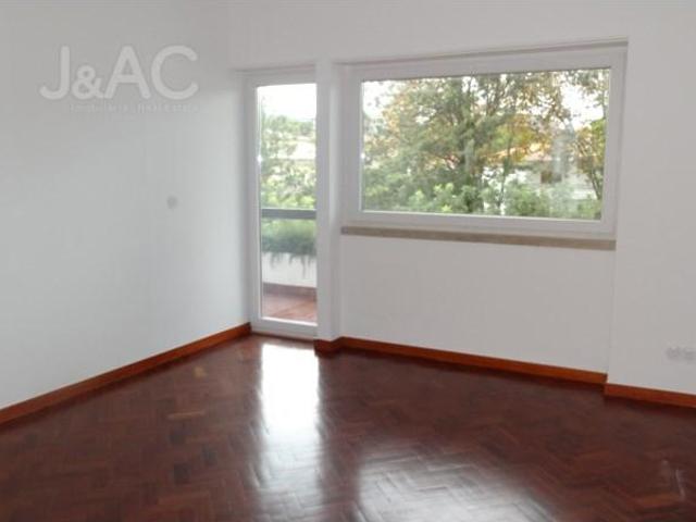 Apartamento alugar em Bairro do Rosário, Cascais