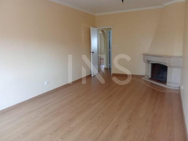 Apartamento alugar em Matos Cheirinhos, Cascais