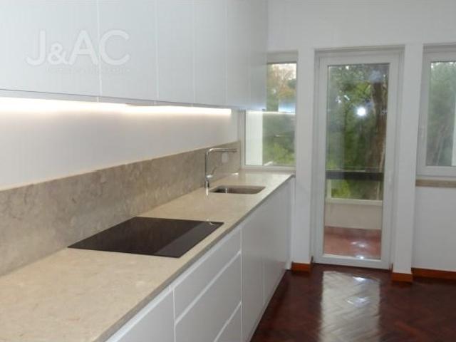 Apartamento alugar em Bairro do Rosário, Cascais