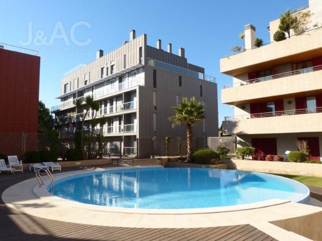 Apartamento alugar em Santo António do Estoril, Cascais