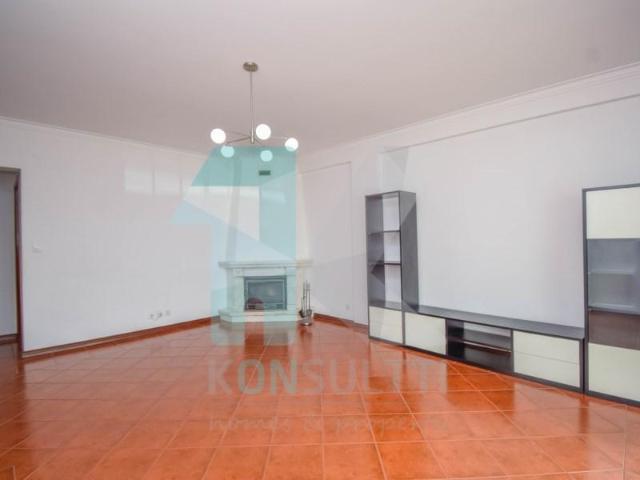 Apartamento venda em Outeiro de Polima, Cascais