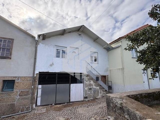 Casa venda em Lagos da Beira, Lagos da Beira e Lajeosa
