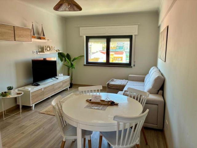 Apartamento alugar em Costa da Caparica, Almada
