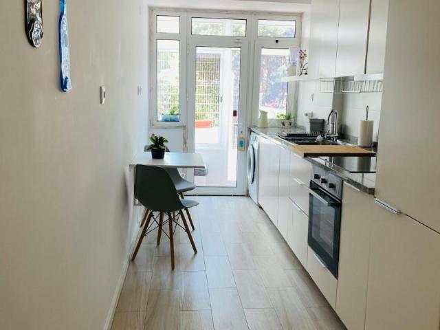 Apartamento alugar em Vale de Santa Rita, Estoril