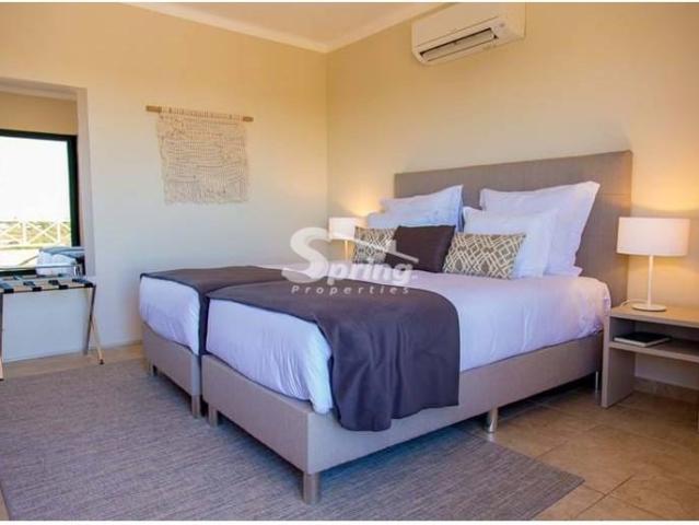 Apartamento venda em Lagoa, Faro