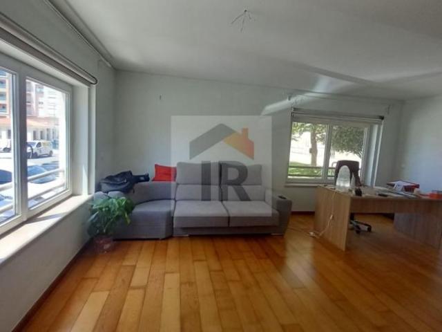 Apartamento venda em Nossa Senhora do Pópulo, Caldas Da Rainha