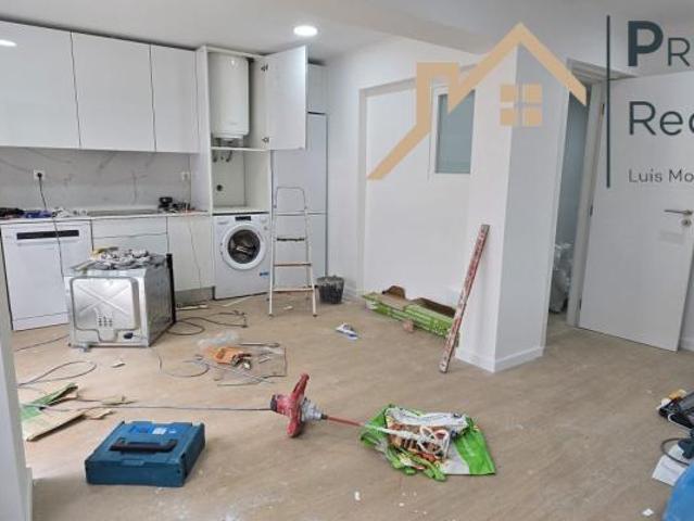 Apartamento venda em Amadora, Lisboa