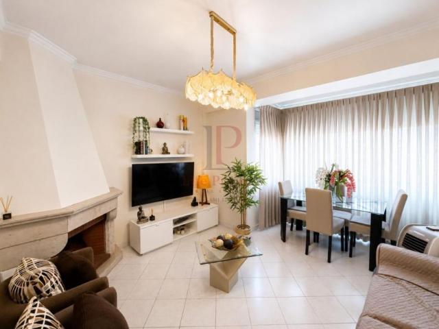 Apartamento venda em Damaia, Amadora