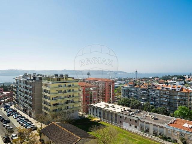 Apartamento alugar em São Francisco Xavier, Lisboa