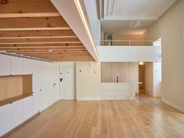 Apartamento venda em Santo António, Lisboa