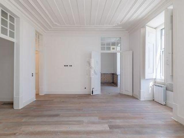 Apartamento venda em Santa Maria Maior, Lisboa