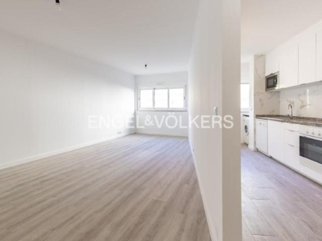 Apartamento venda em Picheleira, Lisboa