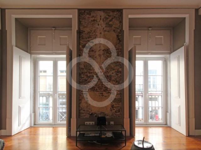 Apartamento alugar em Misericórdia, Lisboa