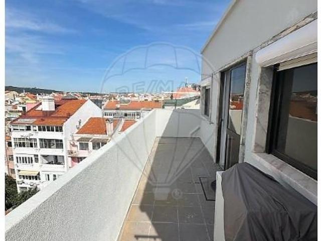 Apartamento alugar em Campo de Ourique, Lisboa
