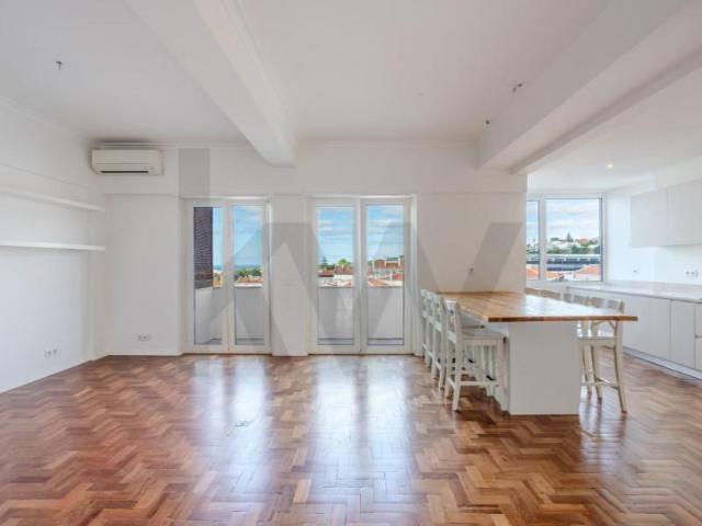 Apartamento alugar em São Francisco Xavier, Lisboa