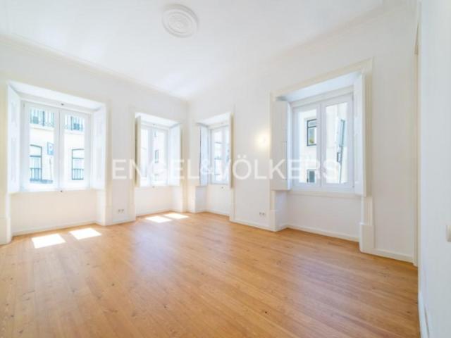 Apartamento venda em Santo António, Lisboa