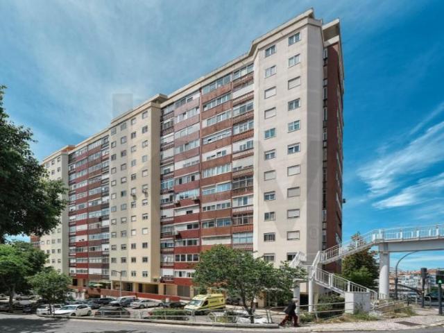 Apartamento venda em Carriche, Lisboa