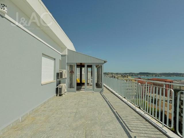 Apartamento alugar em São Francisco Xavier, Lisboa