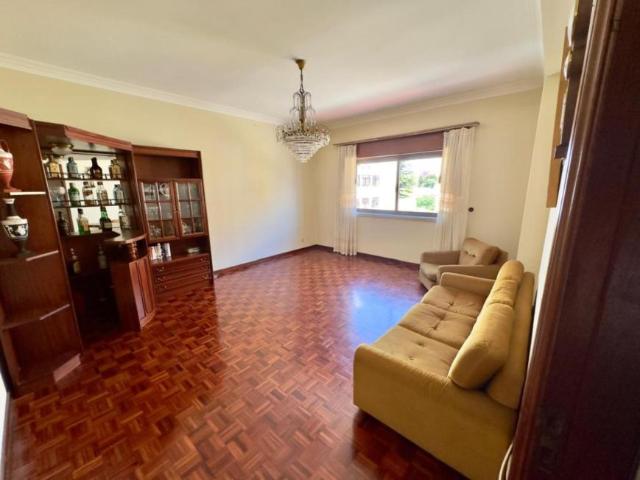 Apartamento alugar em Carcavelos, Cascais