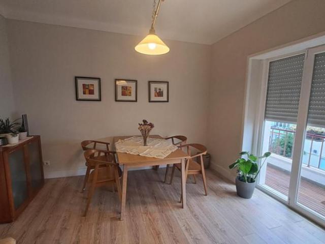 Apartamento alugar em Bairro de São Miguel, Lisboa