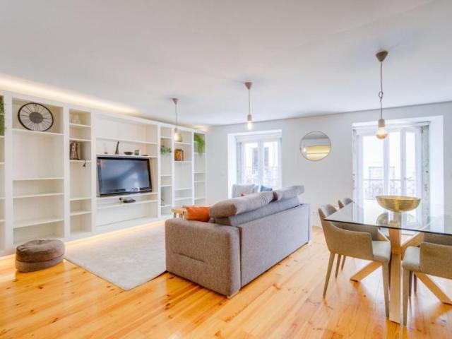 Apartamento alugar em Santa Maria Maior, Lisboa