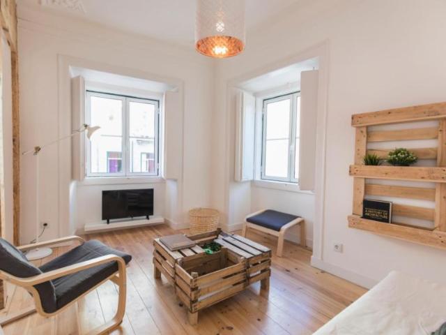 Apartamento alugar em Estrela, Lisboa