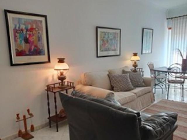 Apartamento alugar em Santo António da Caparica, Almada