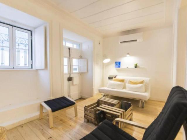 Apartamento alugar em Santos-o-Velho, Lisboa