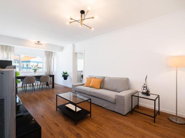 Apartamento alugar em Bairro das Caixas, Cascais