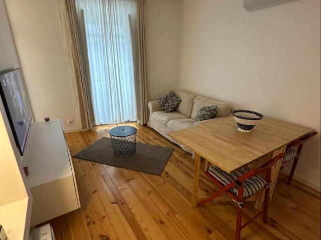 Apartamento alugar em Santo António, Lisboa