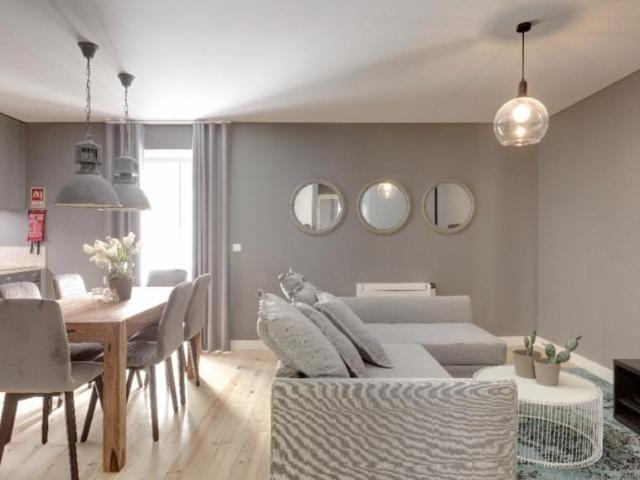 Apartamento alugar em Misericórdia, Lisboa