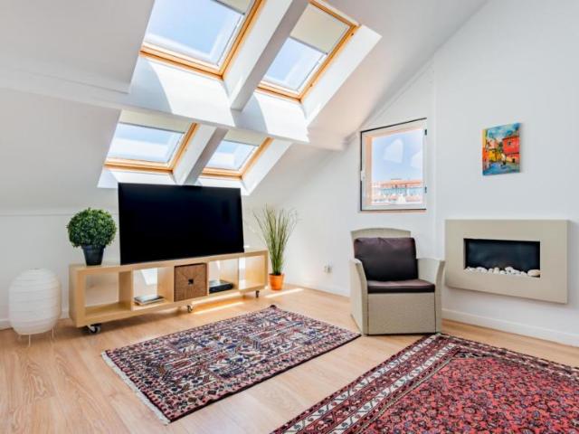 Apartamento alugar em Santa Maria Maior, Lisboa