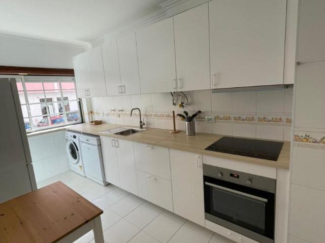 Apartamento alugar em Sacavém e Prior Velho, Loures