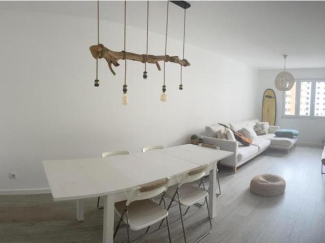 Apartamento alugar em Santiago Dos Velhos, Lisboa