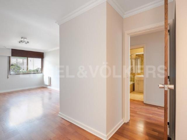 Apartamento venda em Estrela, Lisboa