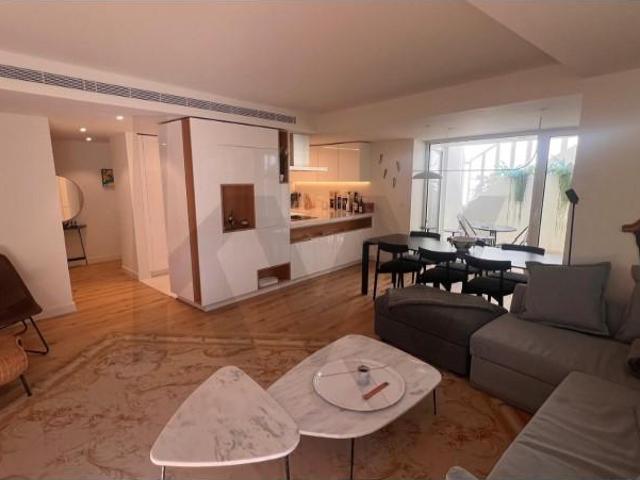 Apartamento alugar em Misericórdia, Lisboa