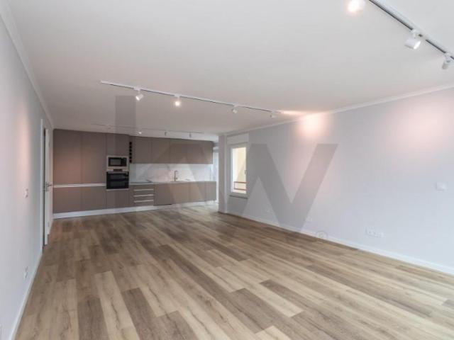 Apartamento alugar em Telheiras Sul, Lisboa