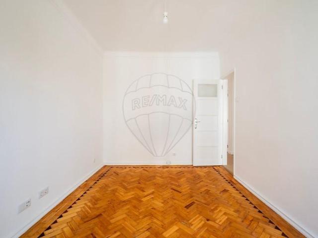 Apartamento alugar em Benfica, Lisboa