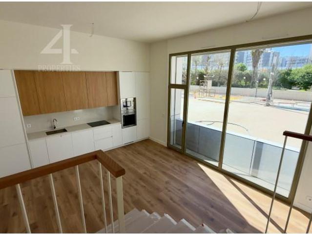 Apartamento venda em Santa Clara, Lisboa