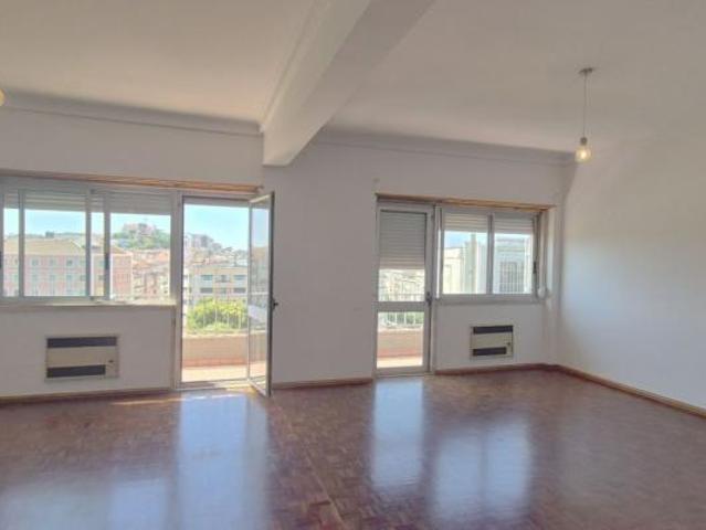 Apartamento alugar em Lisboa